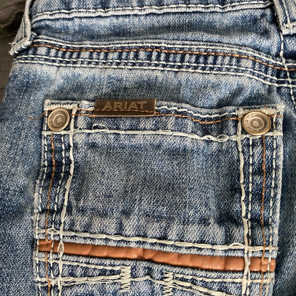 Ariat Blue Denim Jeans with Map Print Lining pantalón de niño - Picture 6 of 7